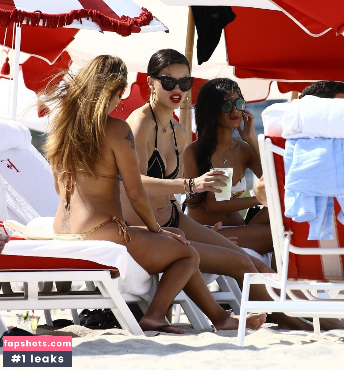 Adriana Lima gallery photo #788