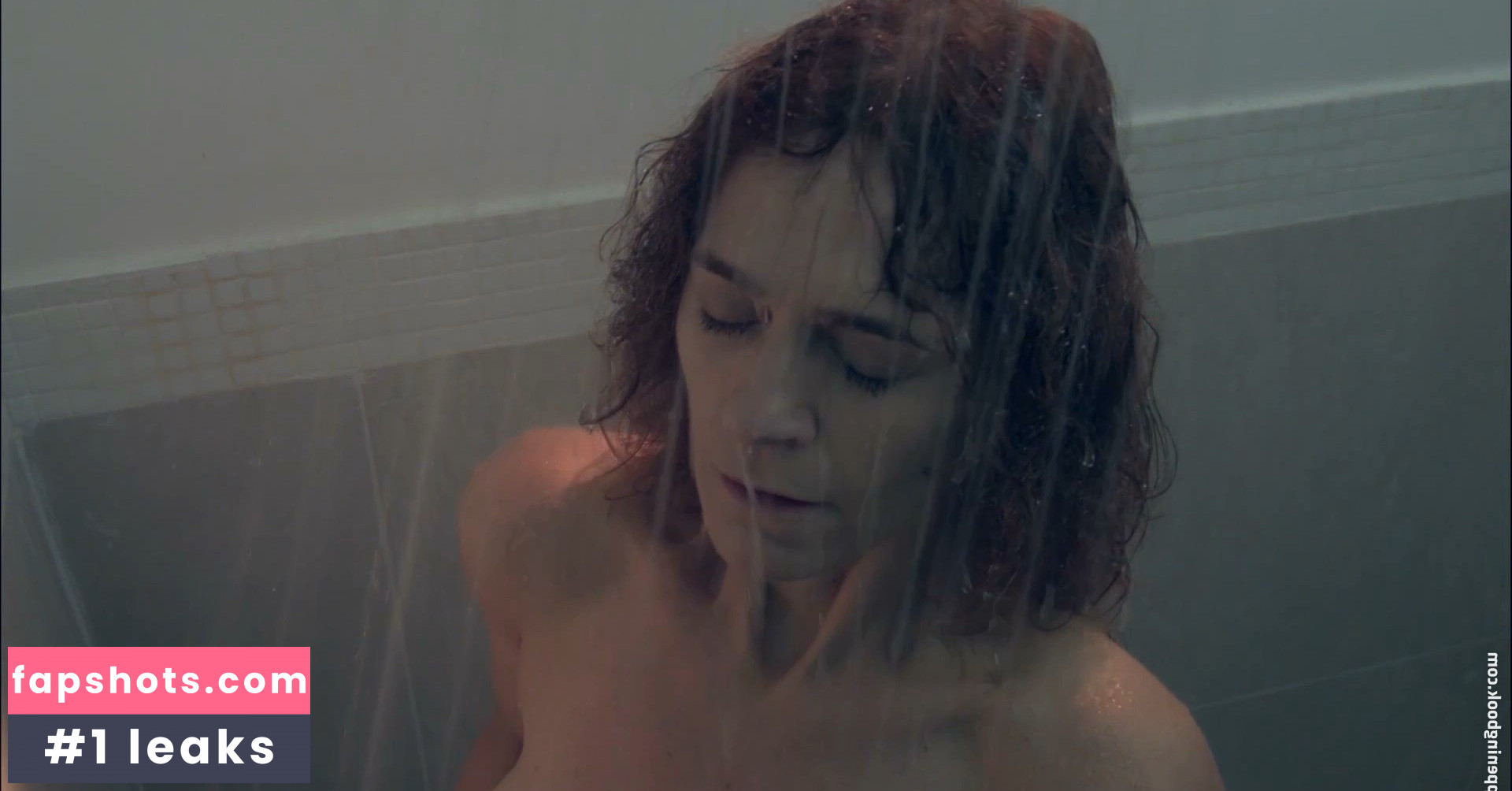 Adriana Rabelo nude babe gallery