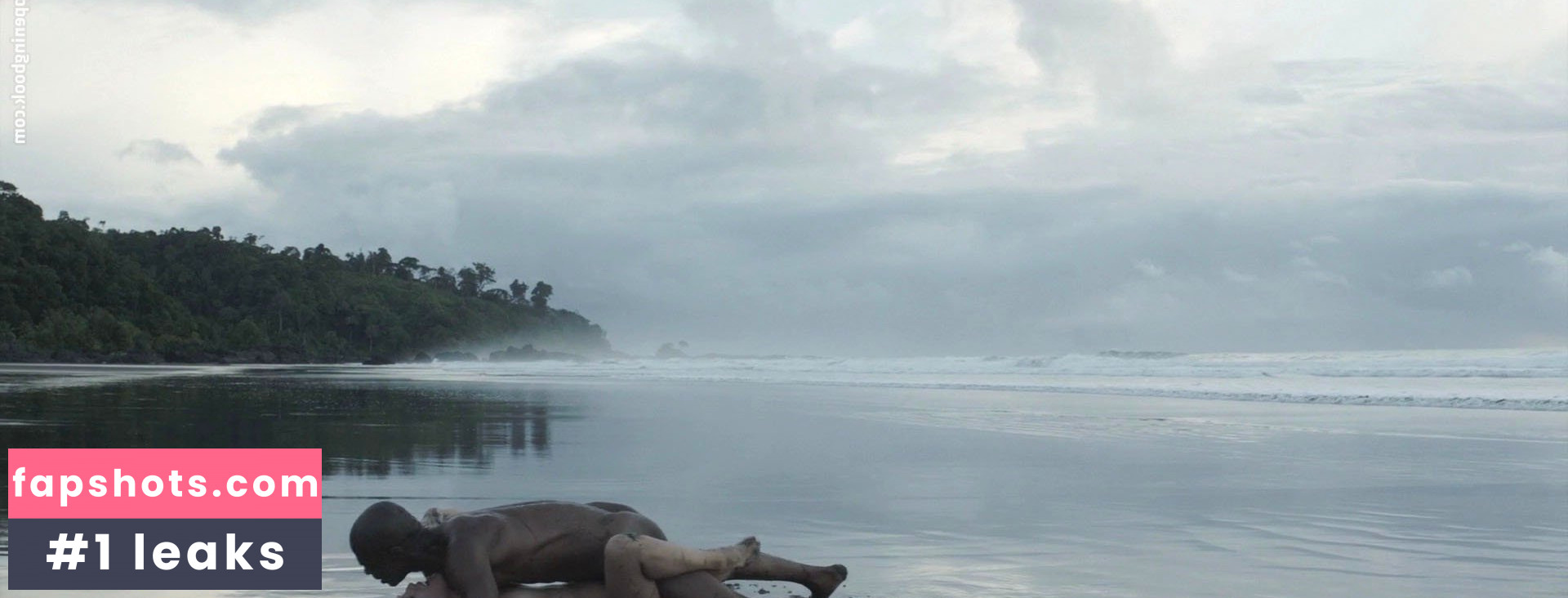 Adriana Ugarte gallery photo #12