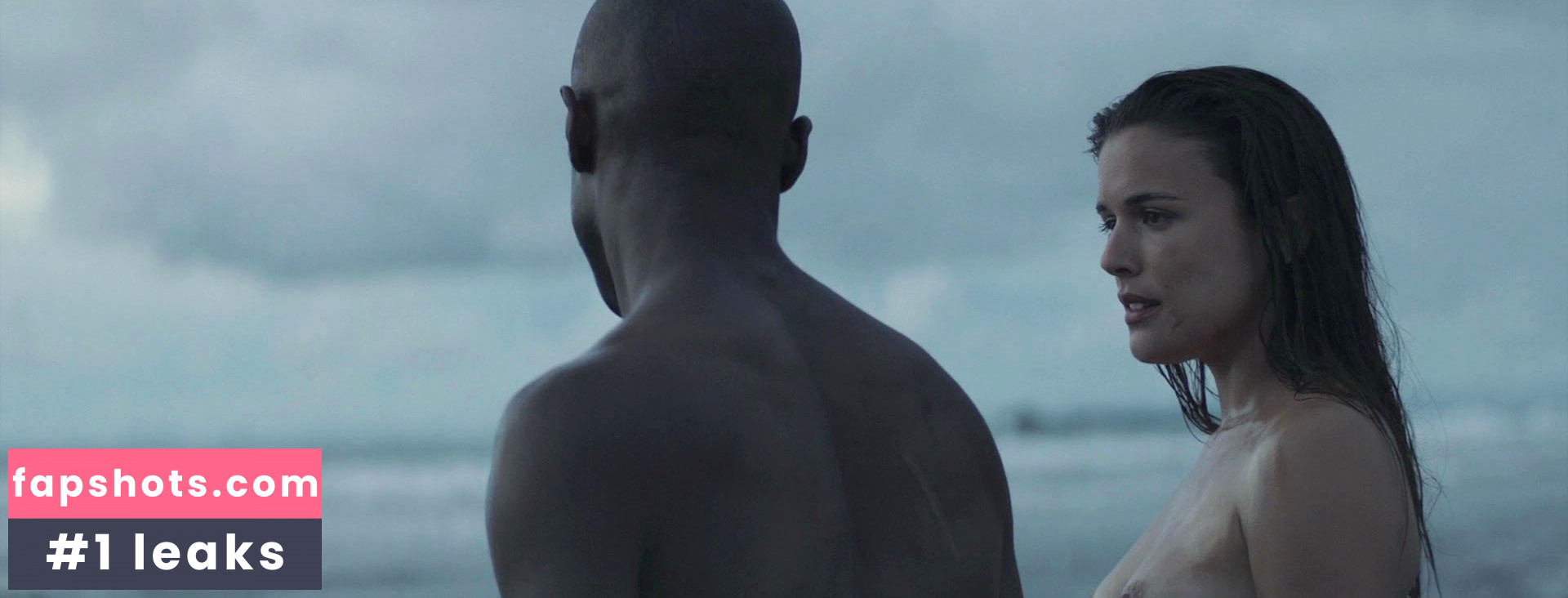 Adriana Ugarte gallery photo #25