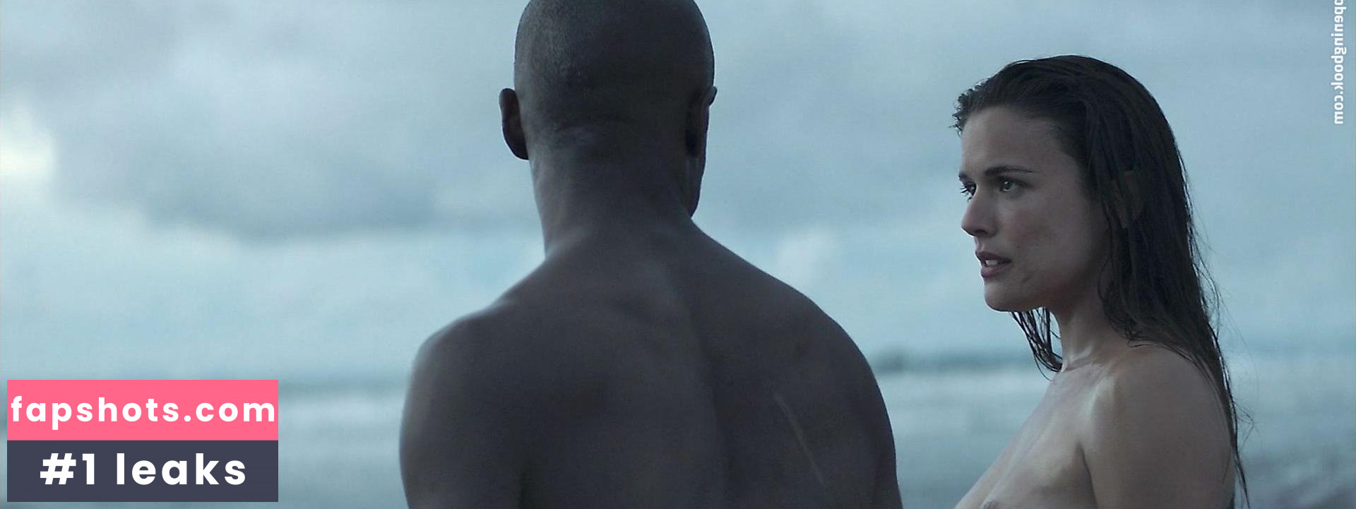 Adriana Ugarte gallery photo #32