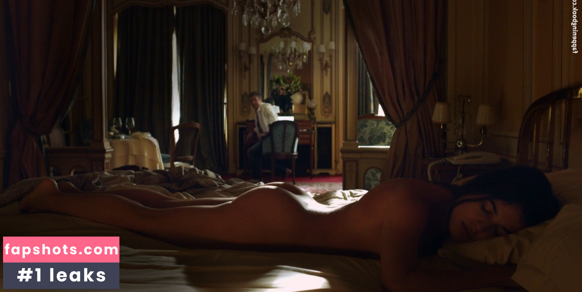 Adriana Ugarte gallery photo #6