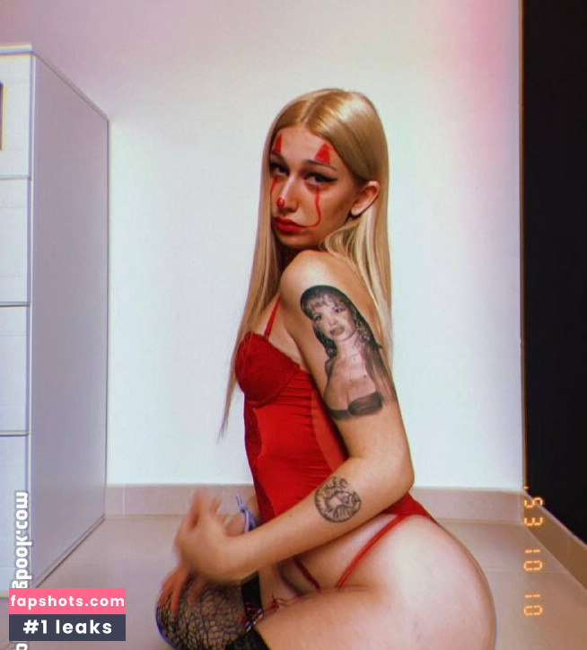 Adrianahoe gallery photo #8