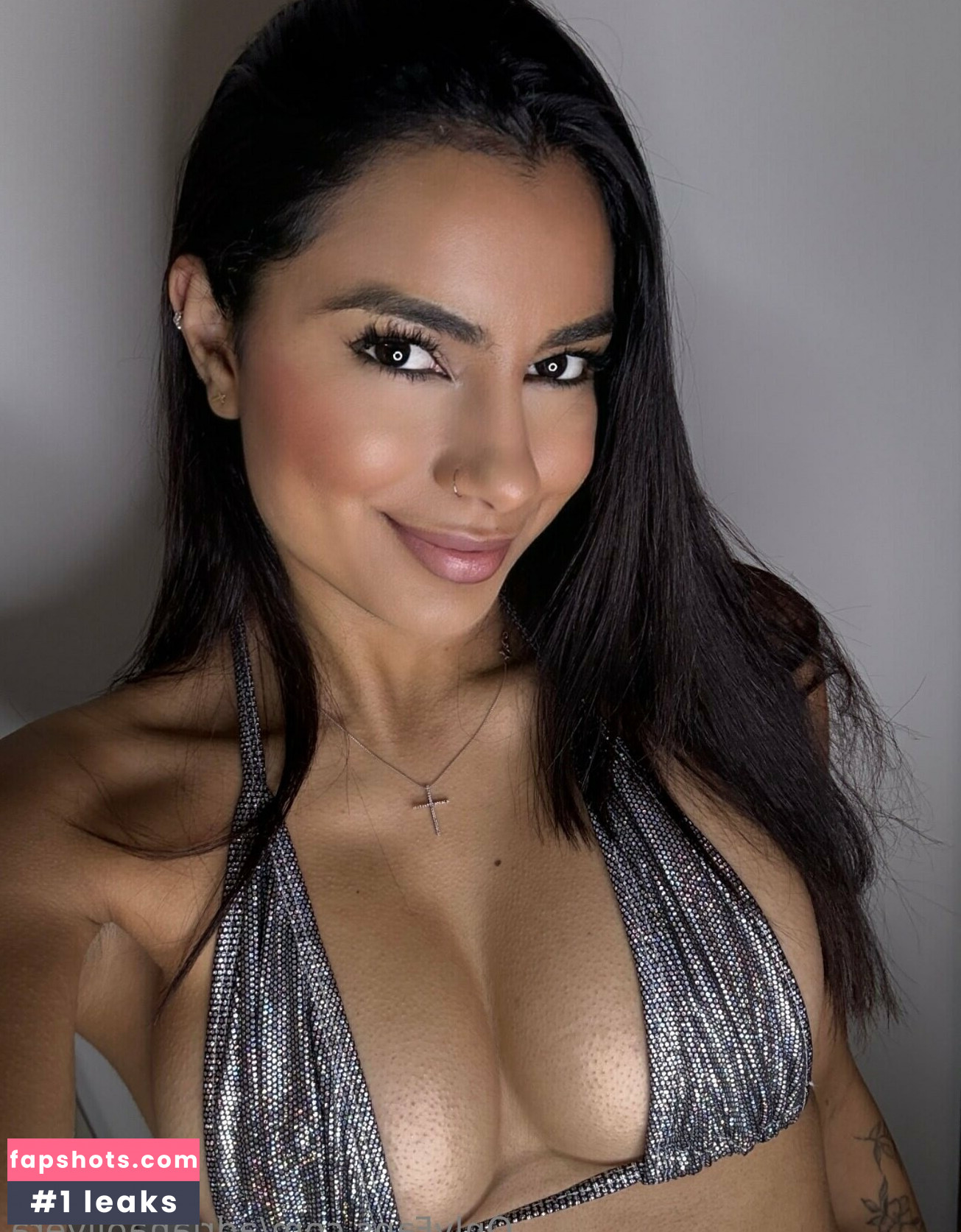 adrianaolivera gallery photo #3