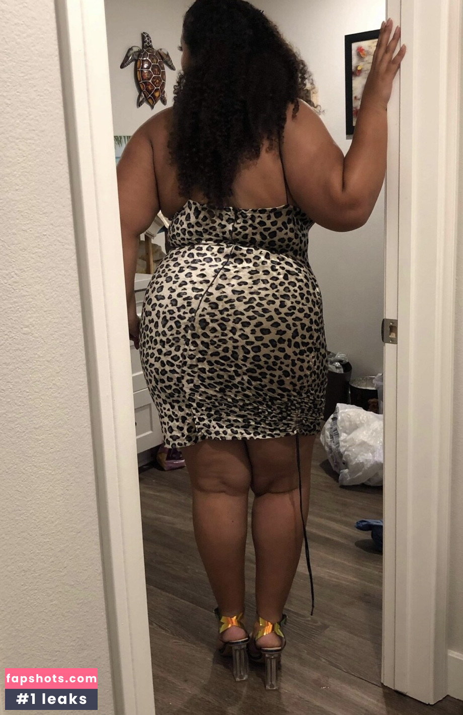 Adrianna619 nude babe gallery