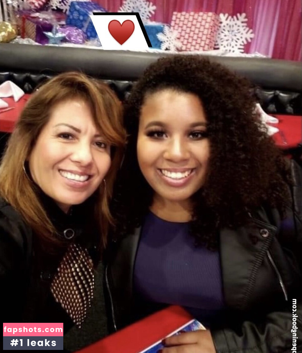 Adrianna619 gallery photo #4