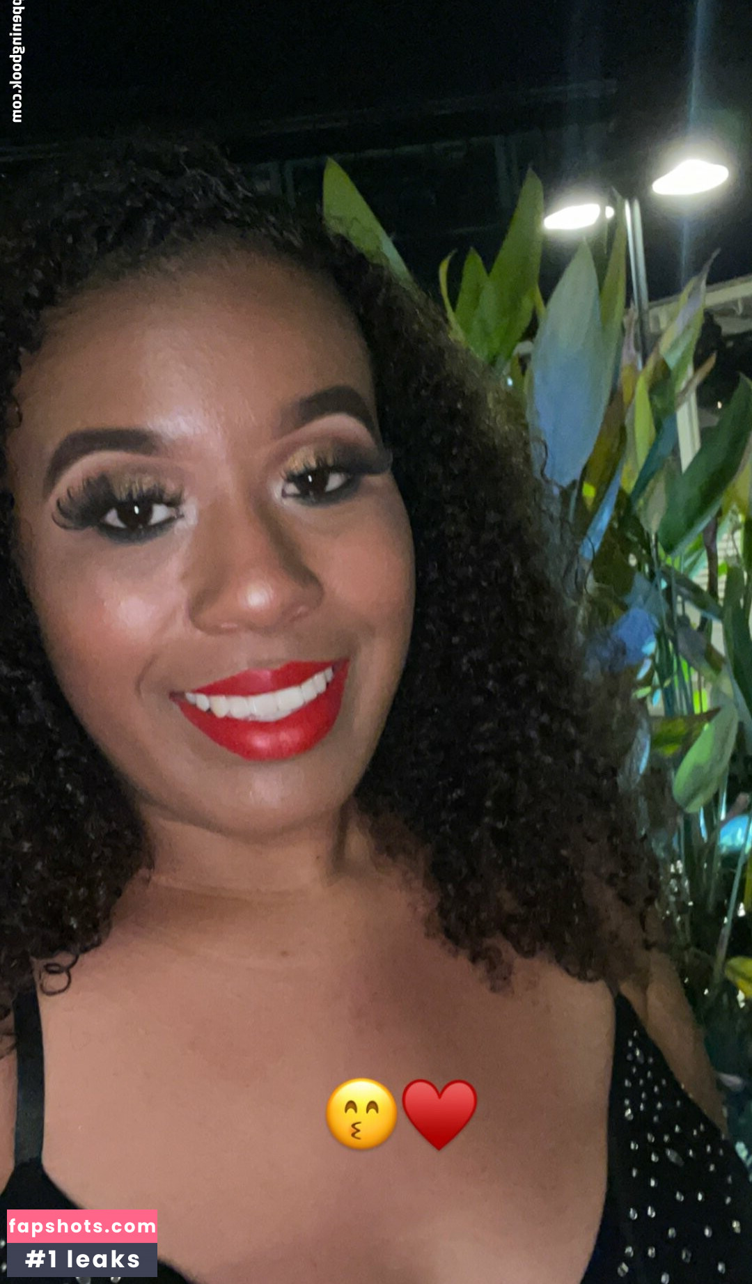 Adrianna619 gallery photo #5