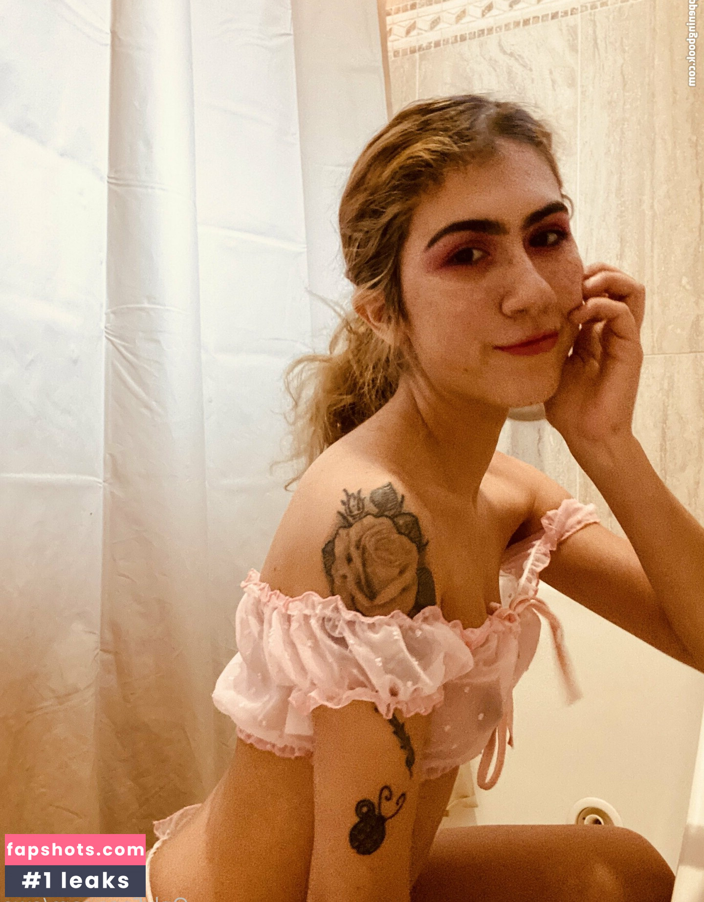 adrixela gallery photo #9