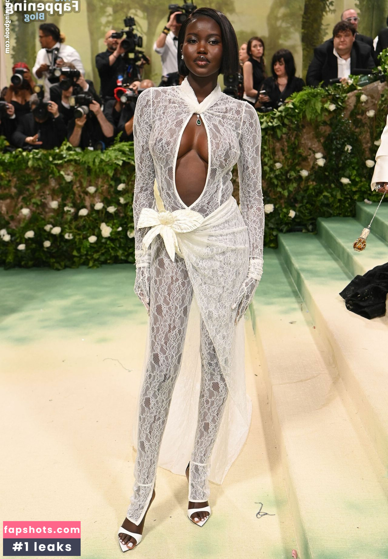 Adut Akech Nahé úniky fotek pouze od fanoušků #11 - Fapshots