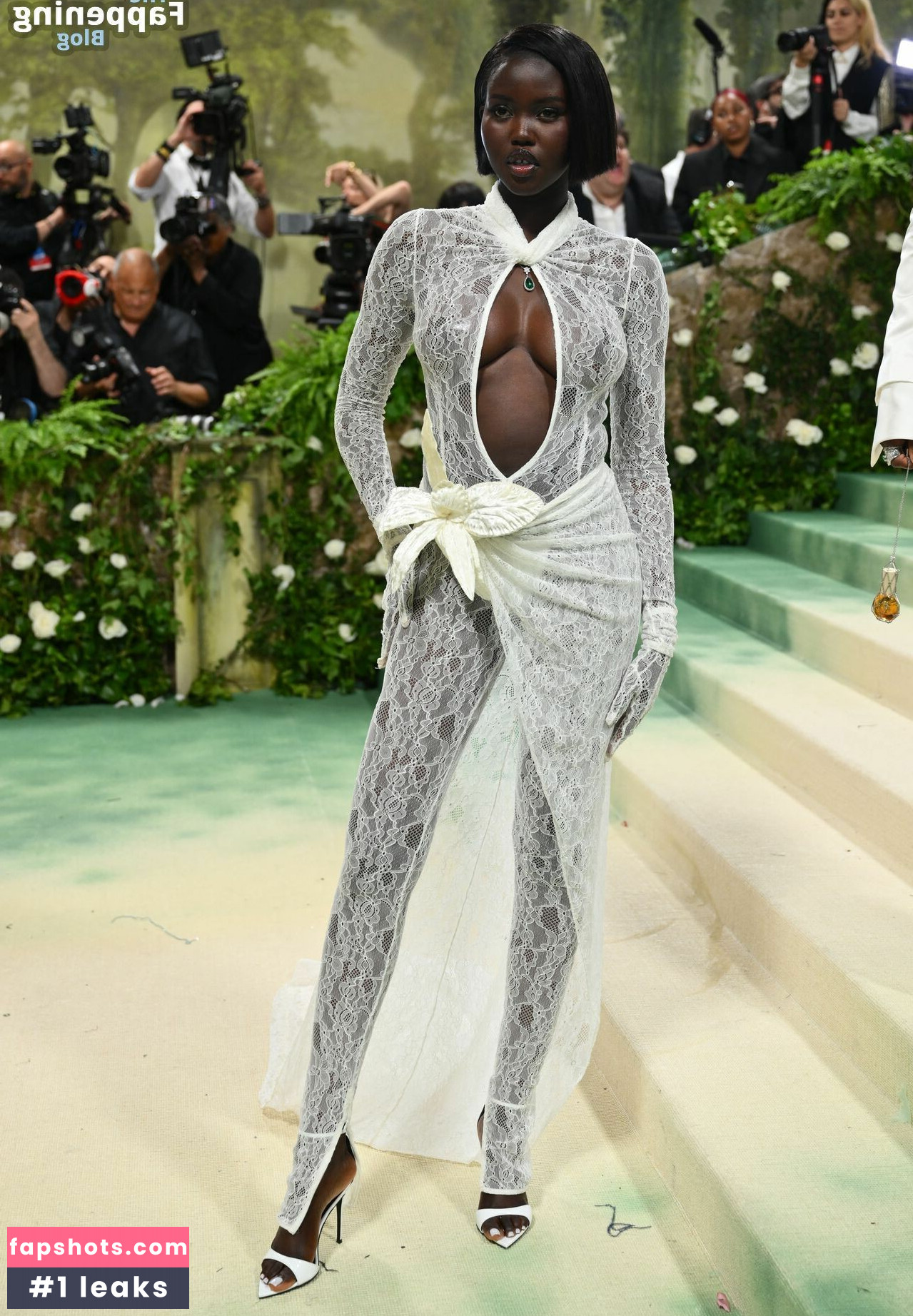 Adut Akech Nahé úniky fotek pouze od fanoušků #20 - Fapshots