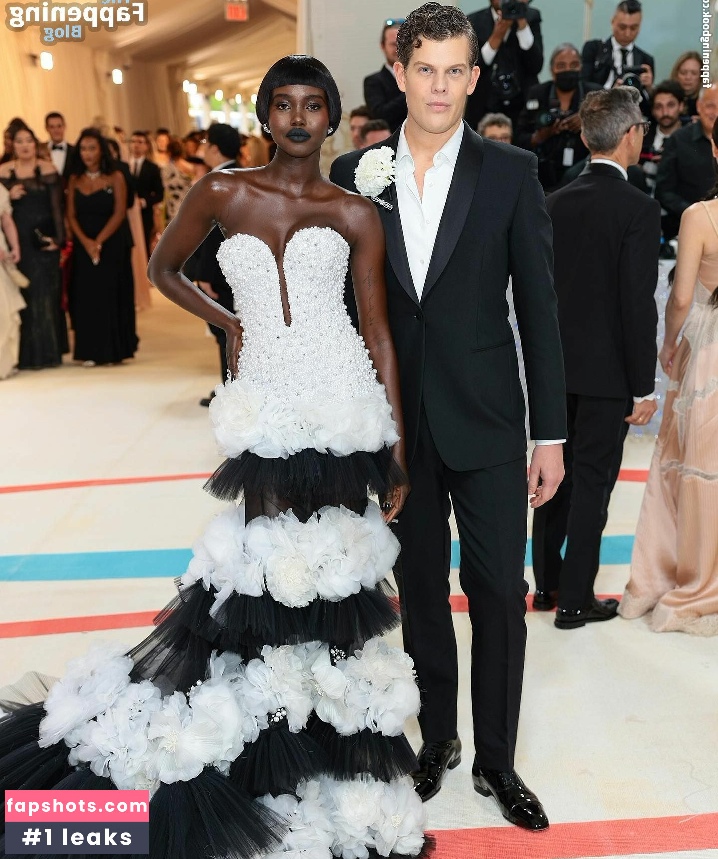 Adut Akech Nahé úniky fotek pouze od fanoušků #36 - Fapshots