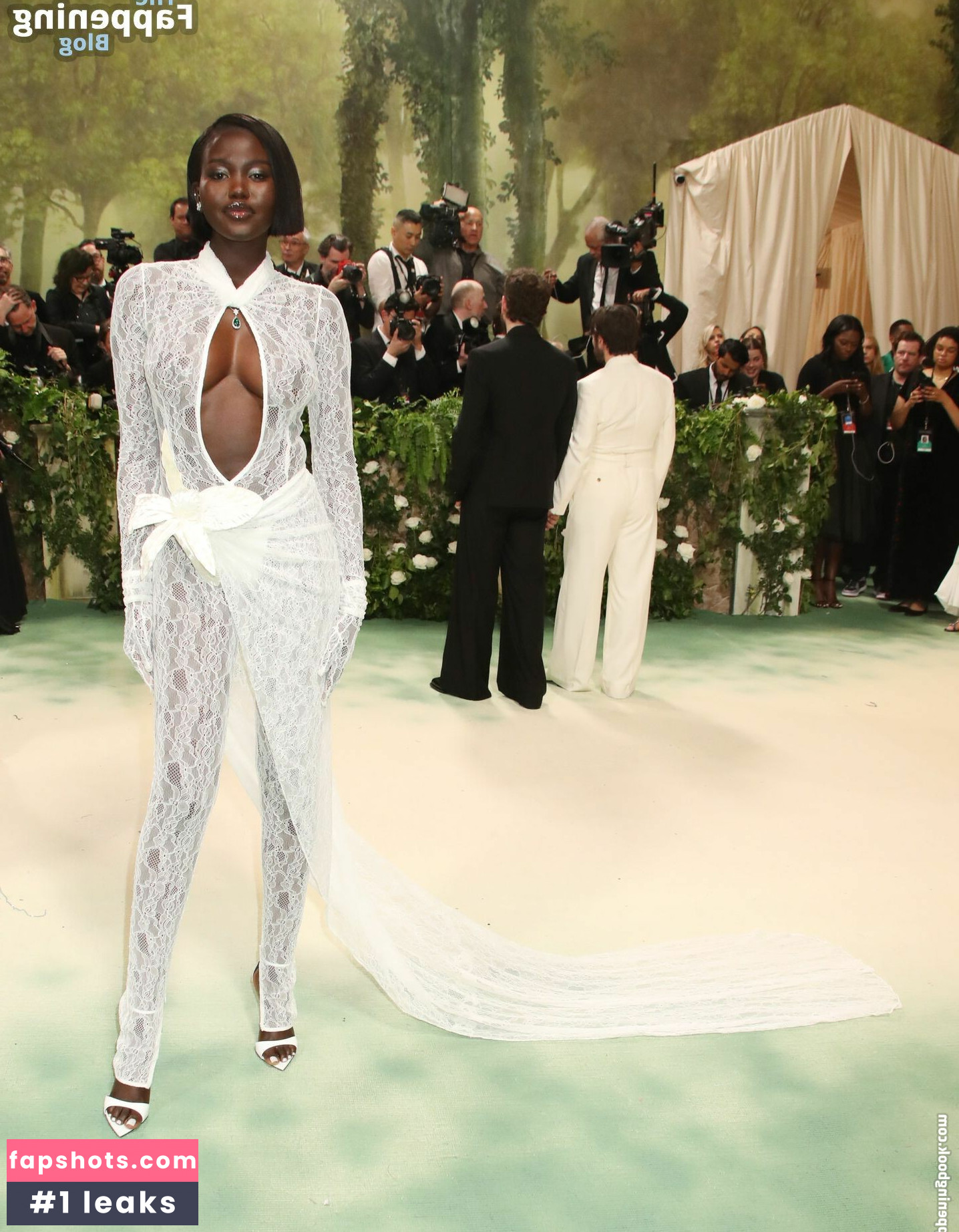 Adut Akech Nahé úniky fotek pouze od fanoušků #6 - Fapshots