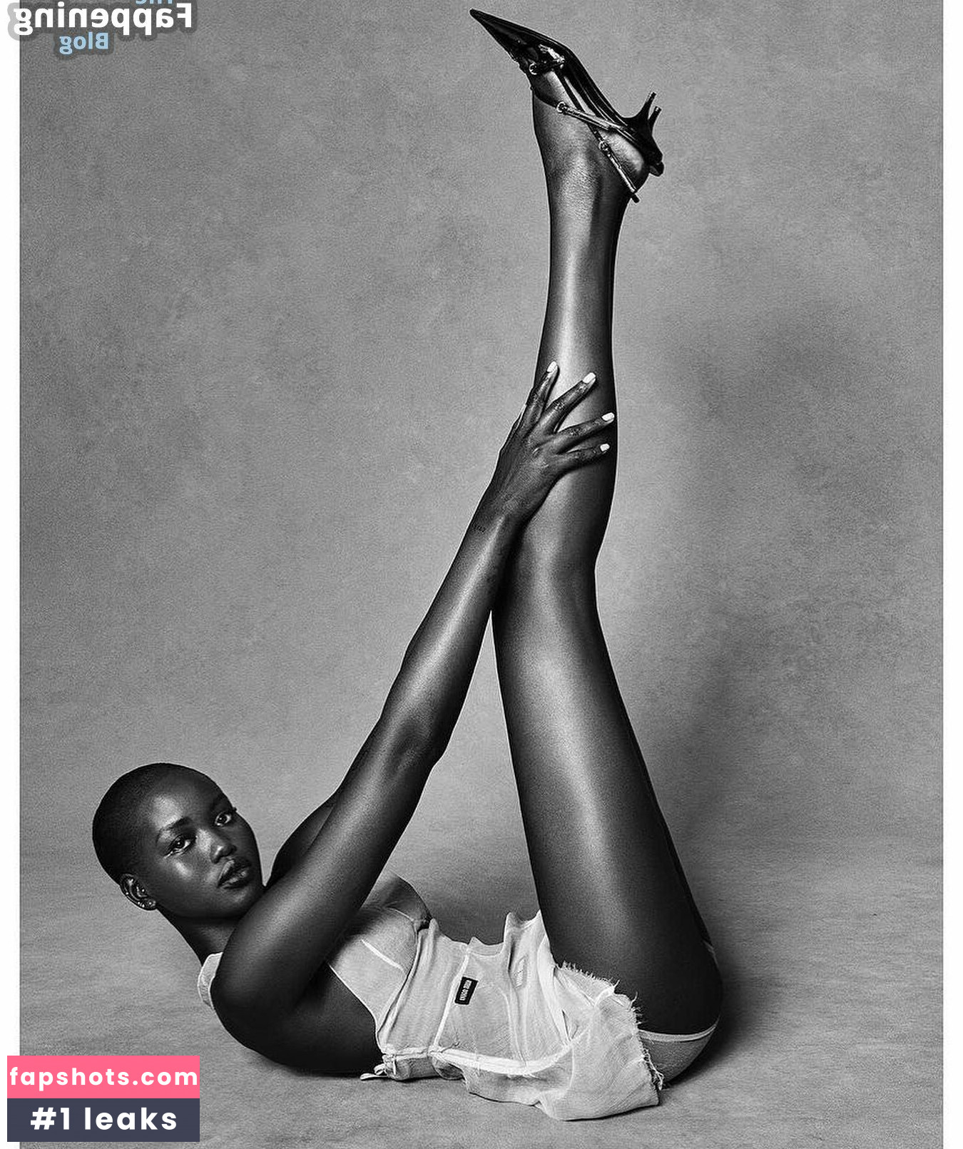 Adut Akech Nahé úniky fotek pouze od fanoušků #55 - Fapshots