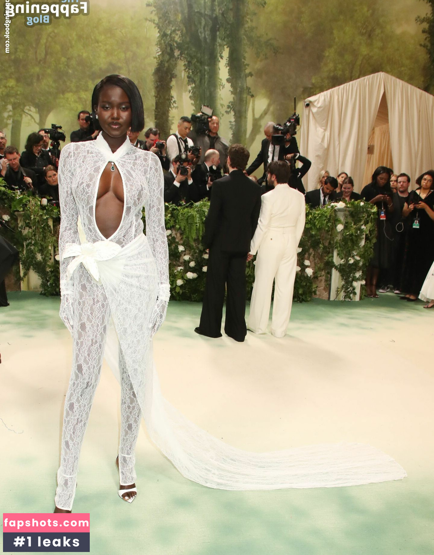 Adut Akech Nahé úniky fotek pouze od fanoušků #8 - Fapshots