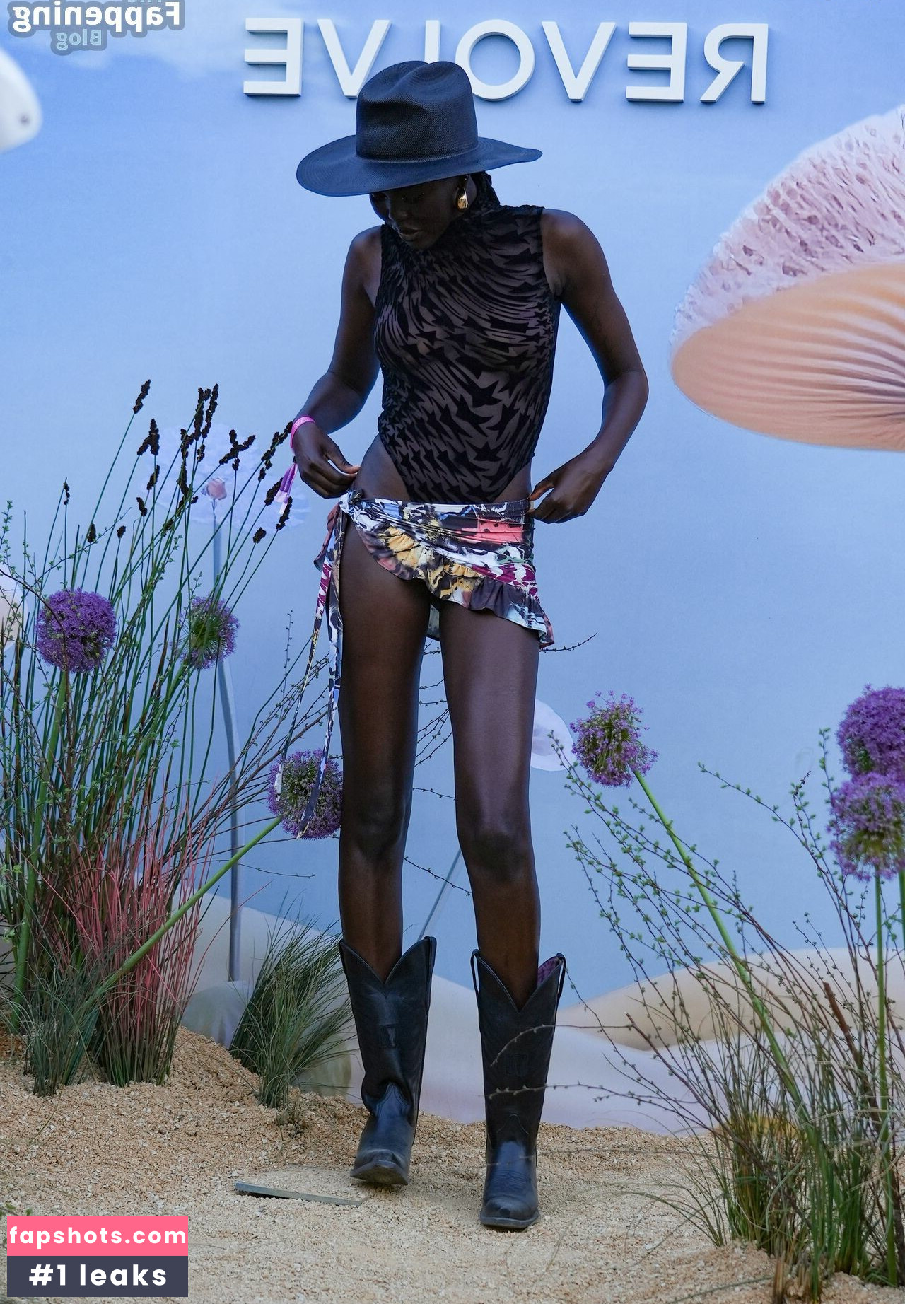 Adut Akech Nahé úniky fotek pouze od fanoušků #72 - Fapshots