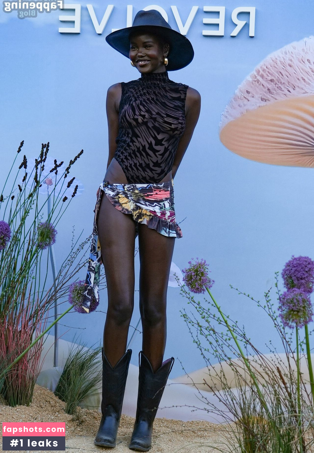 Adut Akech Nahé úniky fotek pouze od fanoušků #74 - Fapshots