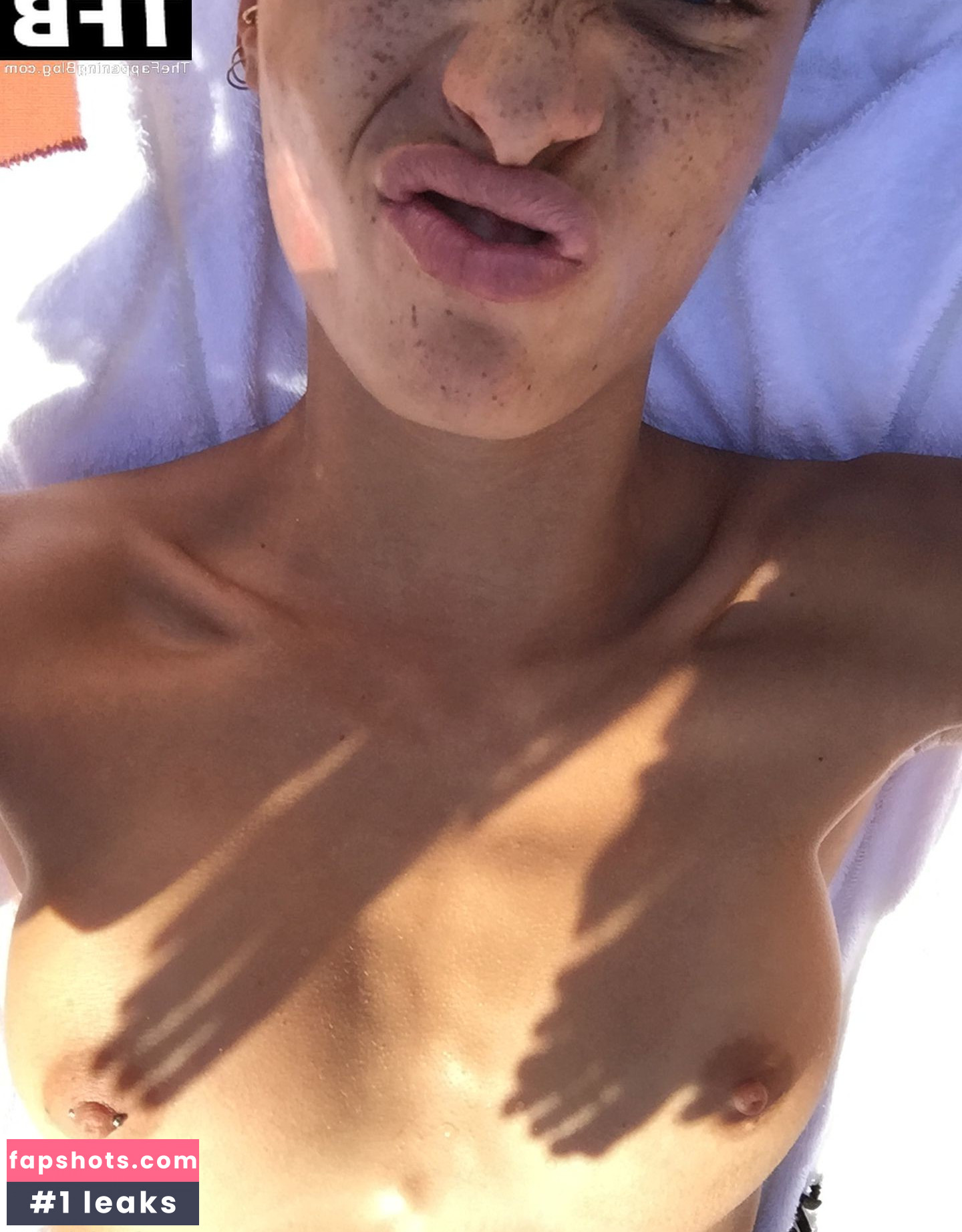 Adwoa Aboah gallery photo #24