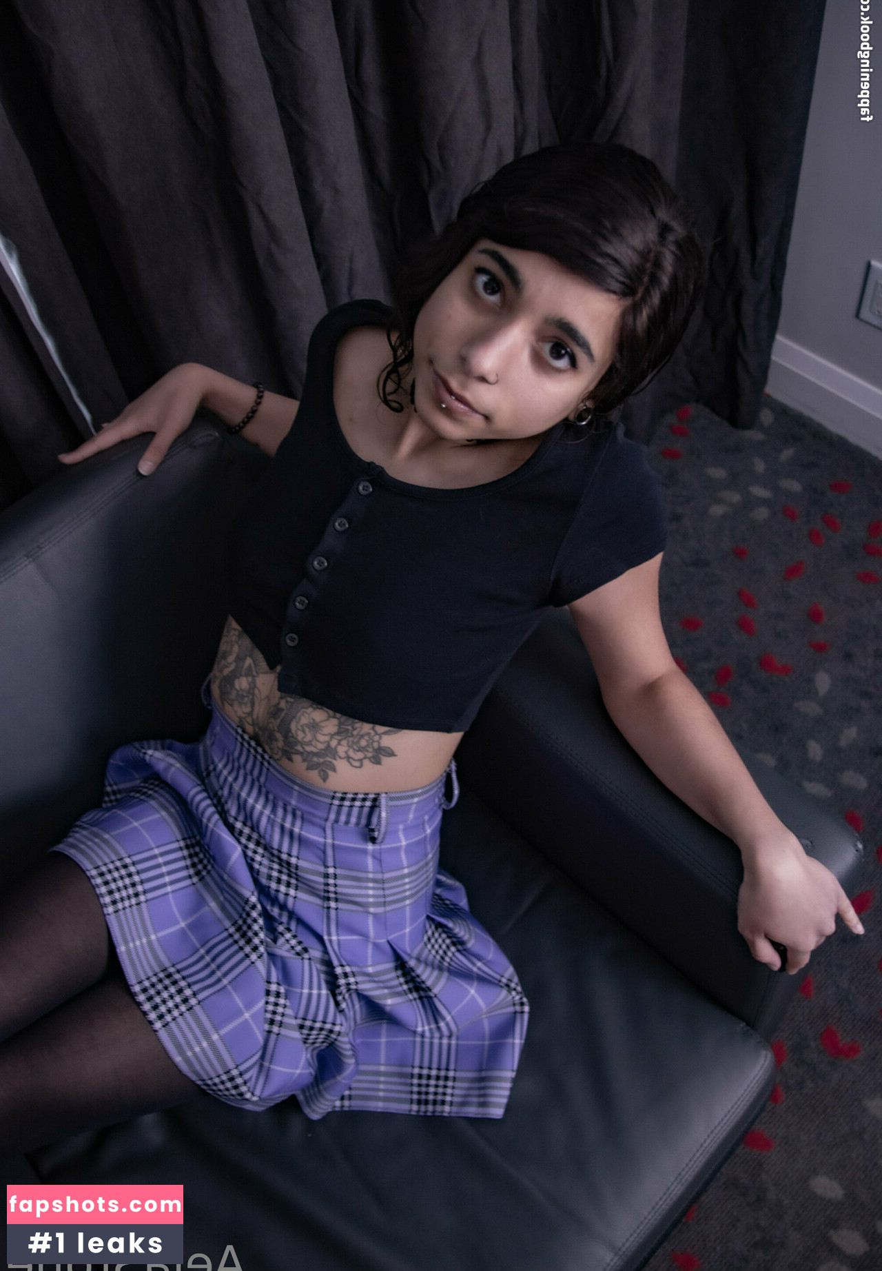 aelastone gallery photo #13