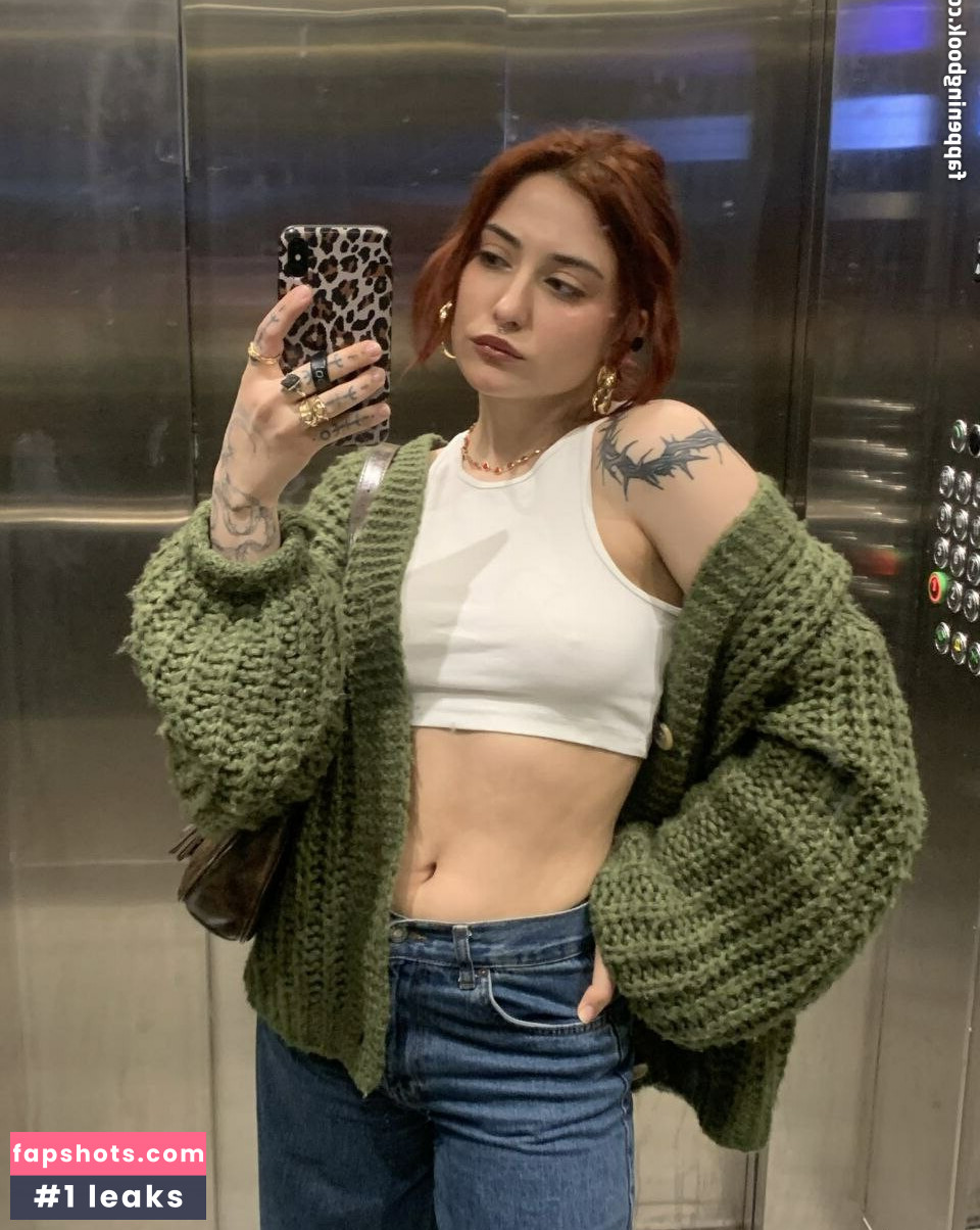 aestettics nude babe gallery