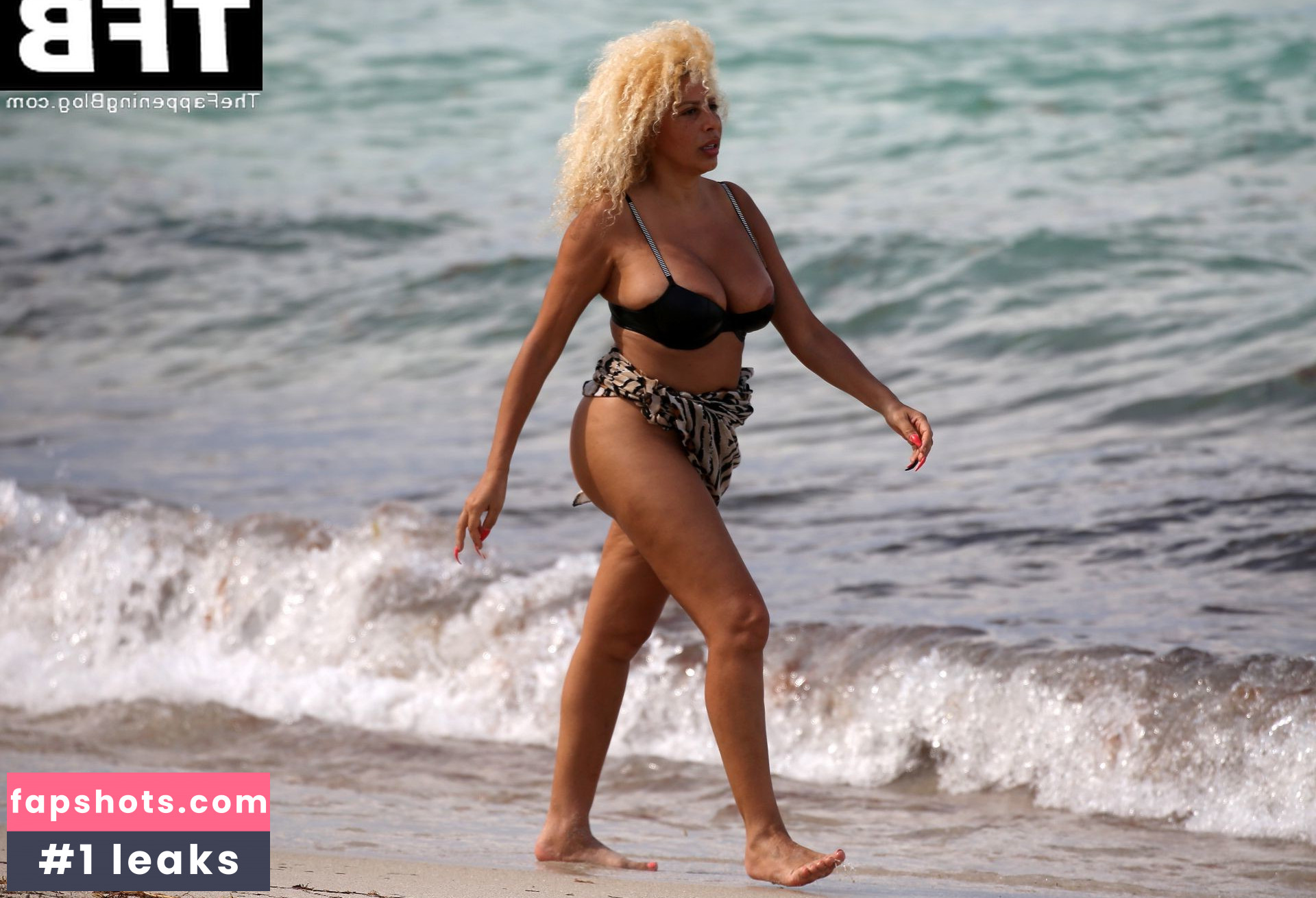Afida Turner gallery photo #50