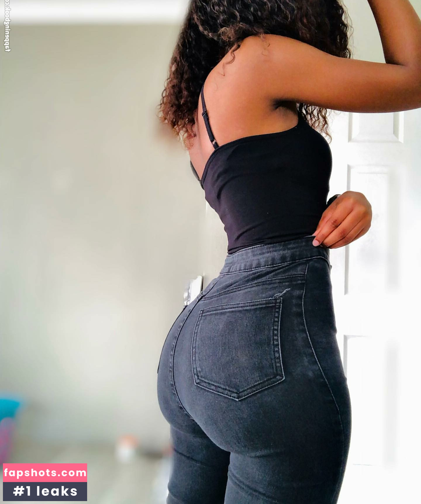 African Booty Meat Nude Leaks OnlyFans Photos #19 - LeakJerk