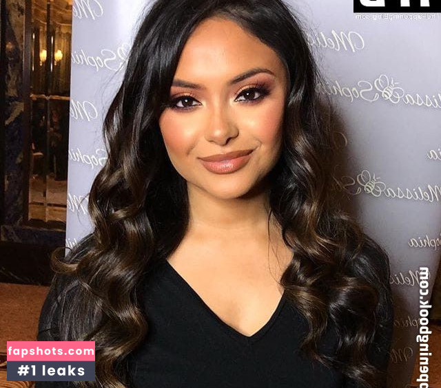 Afshan Azad gallery photo #3