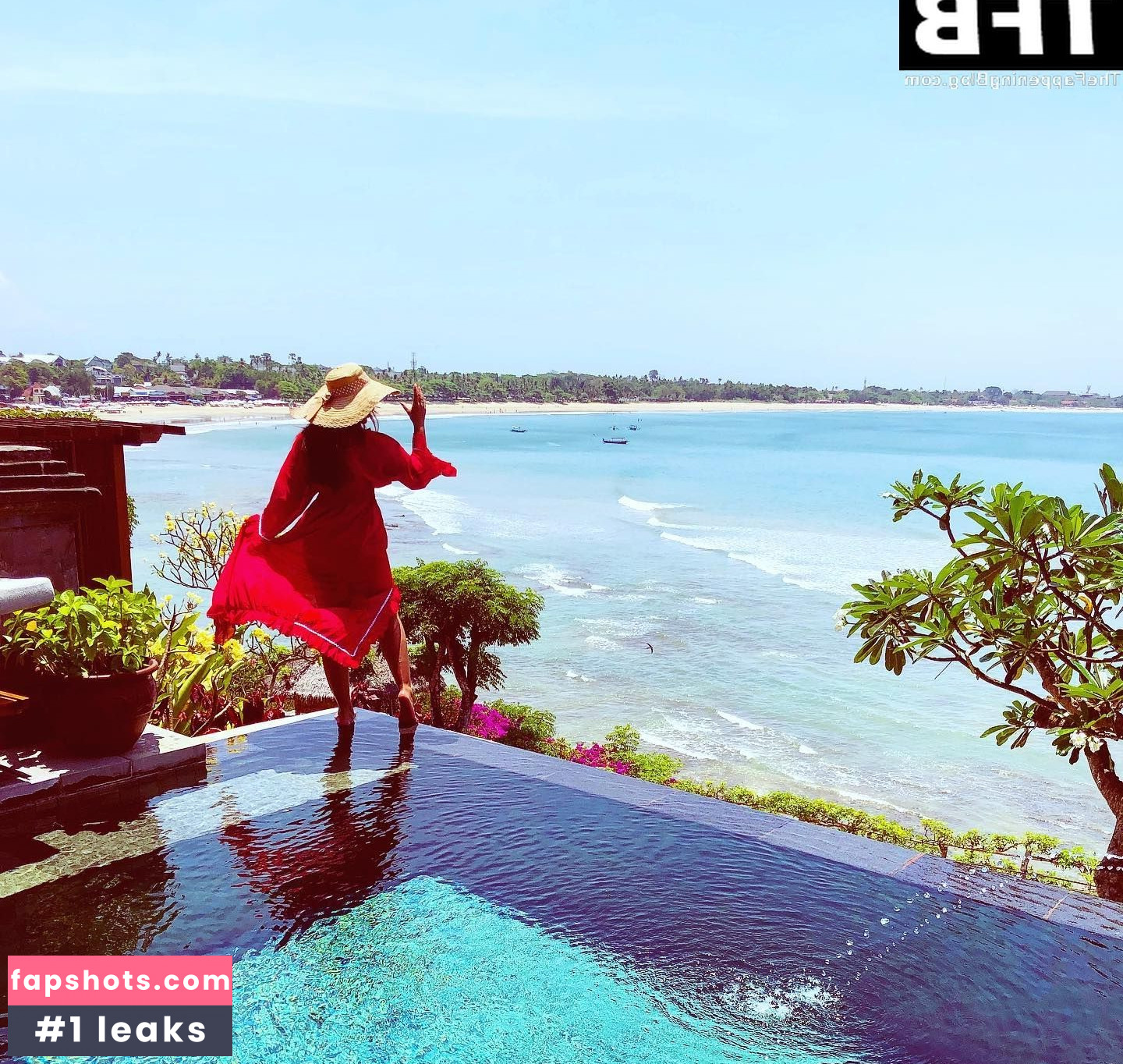 Afshan Azad gallery photo #9