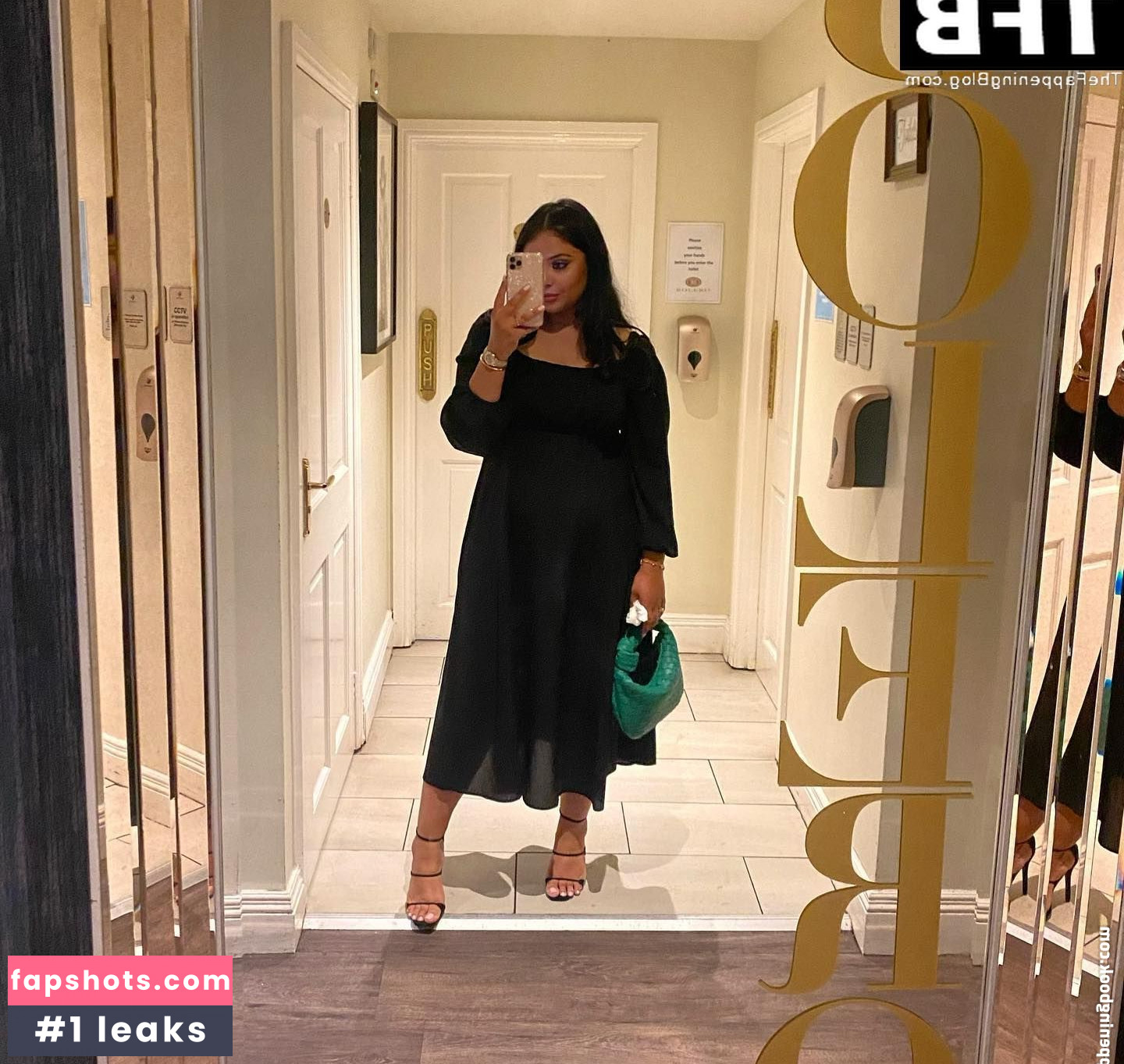 Afshan Azad nude babe gallery