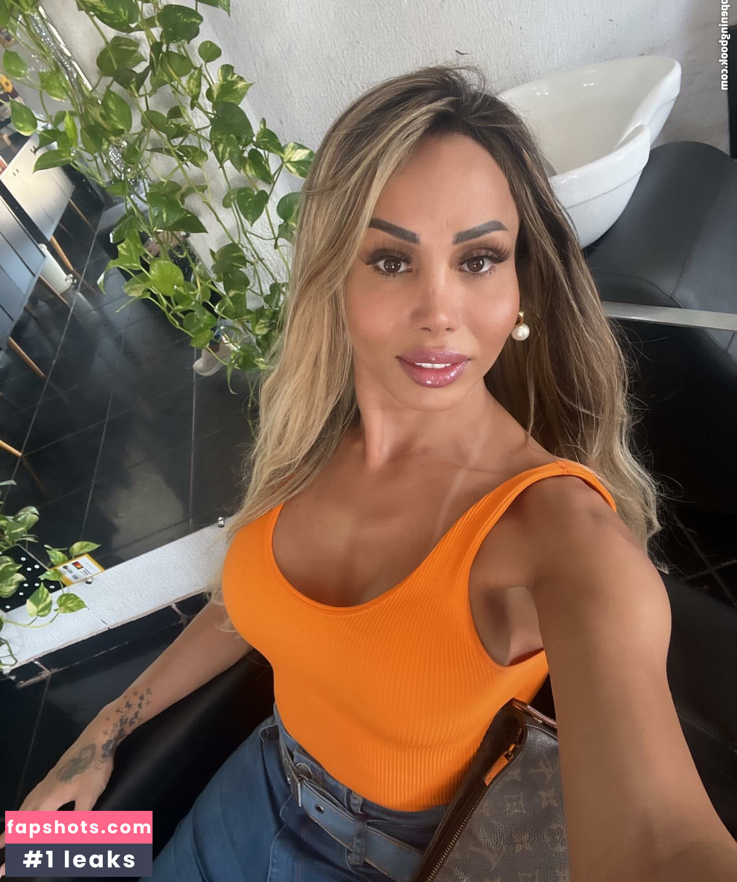 Agatha Ferraz gallery photo #6