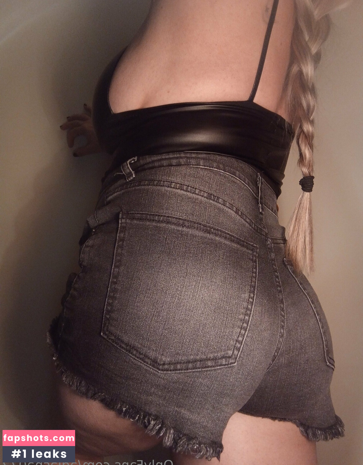 aglasha072 Nude Leaks OnlyFans Photos #9 - LeakJerk