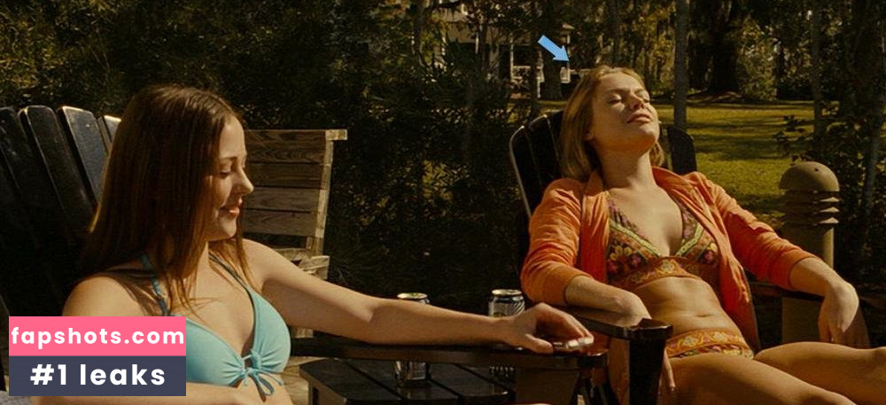 Agnes Bruckner gallery photo #56