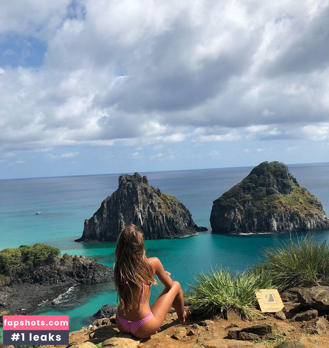 Agnes Pimentel gallery photo #45