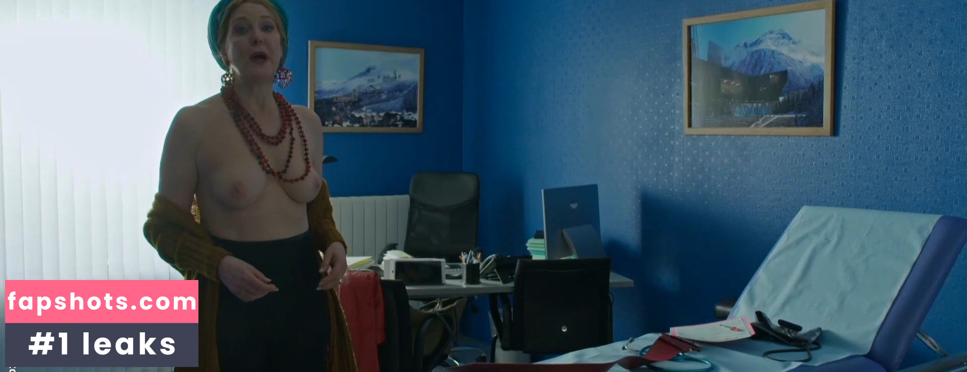 Agnès Soral gallery photo #2