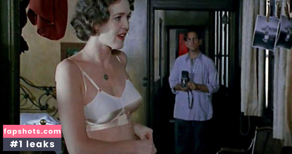 Agnès Soral gallery photo #16