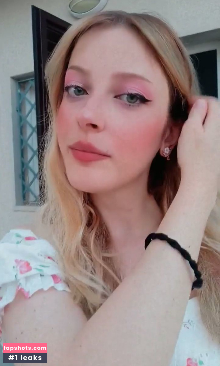 Agnese Innocente Nude Leaks OnlyFans Photos #89 - LeakJerk