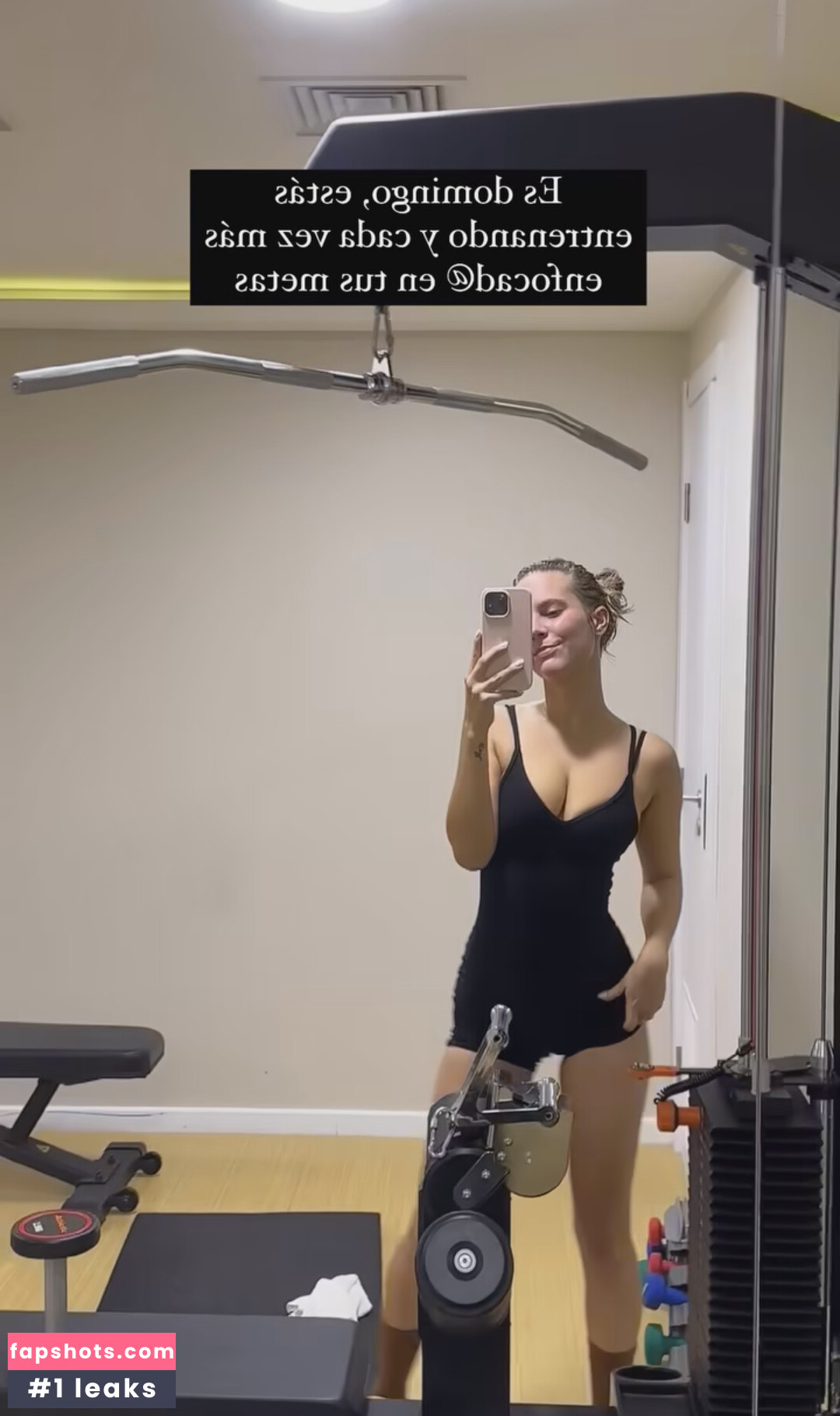 Agustina Bruenner gallery photo #6