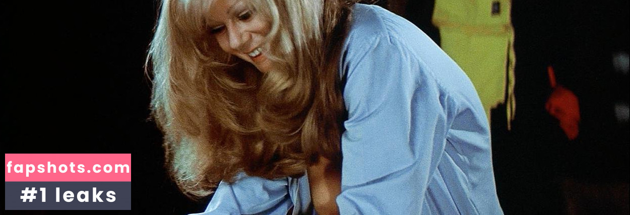 Ahna Capri gallery photo #16