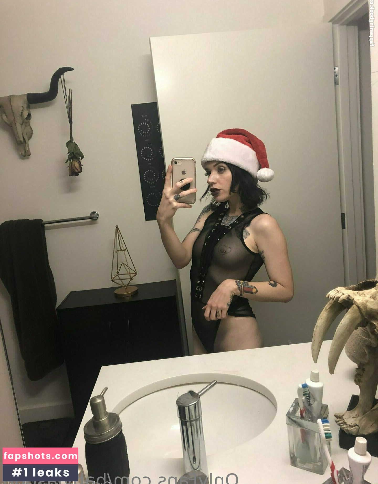 Ahptik Nude Leaks OnlyFans Photos #44 - Fapshots