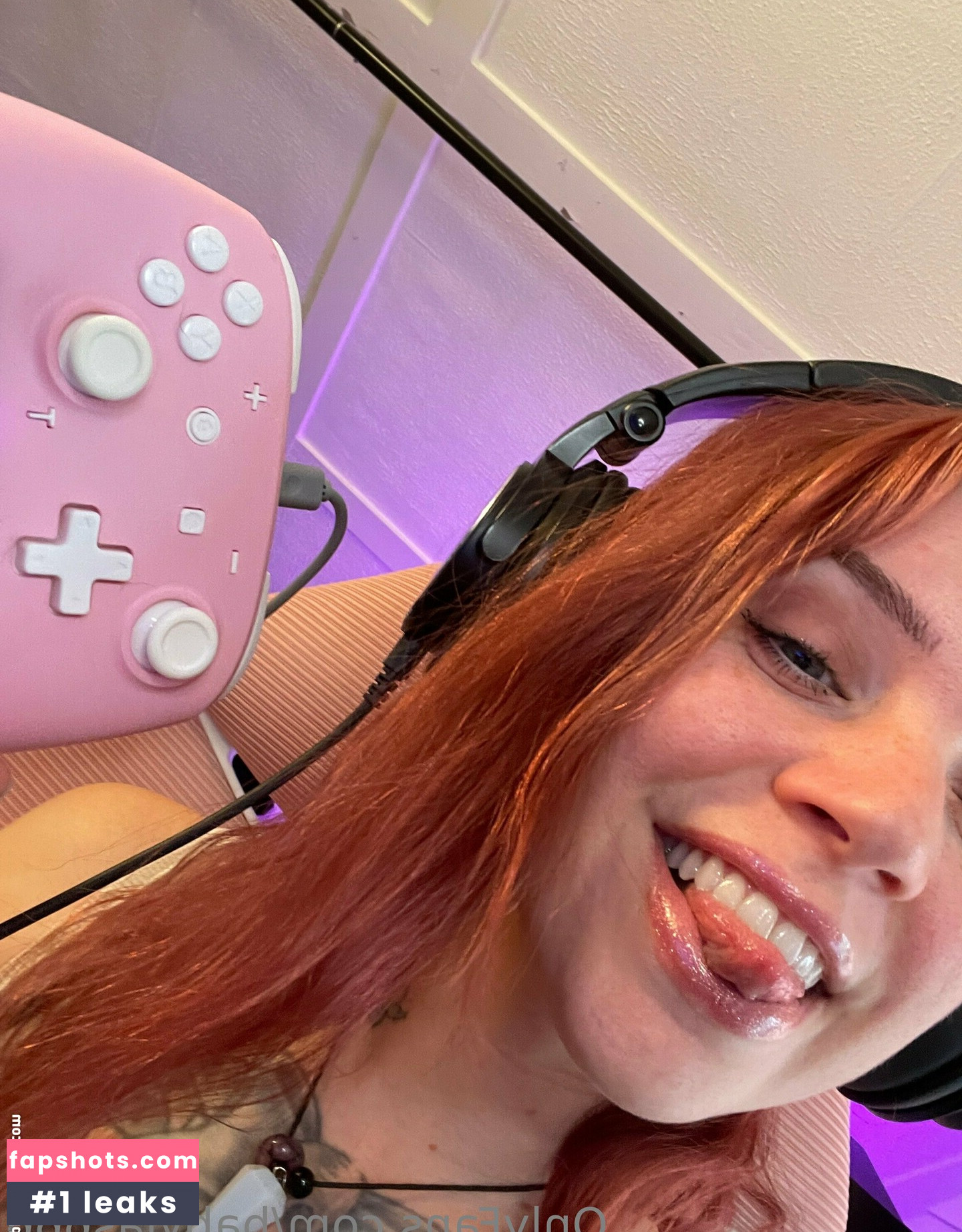 Ahptik Nacktheit OnlyFans Fotos #10 - Fapshots