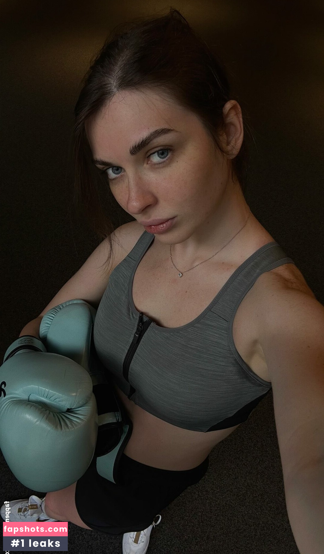 Ahrinyan gallery photo #15