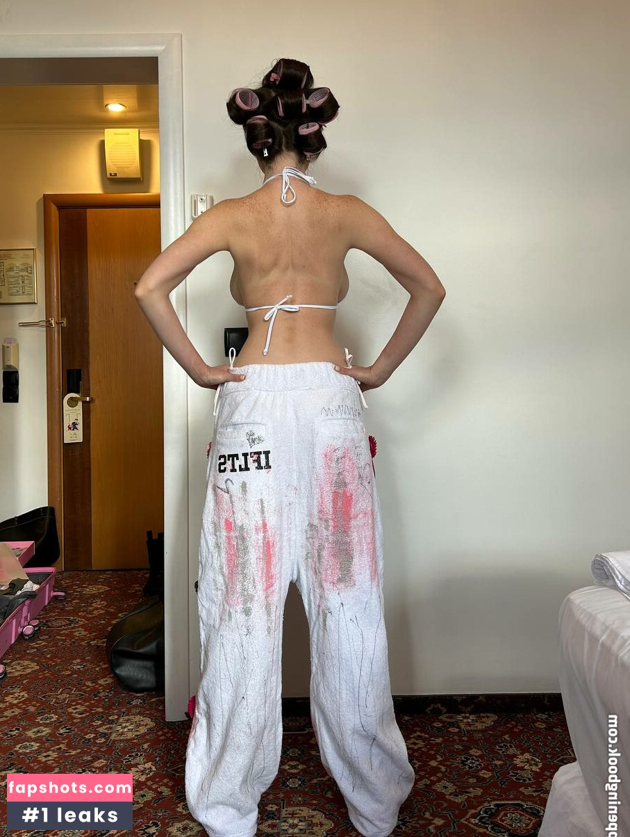 Ahrinyan gallery photo #28