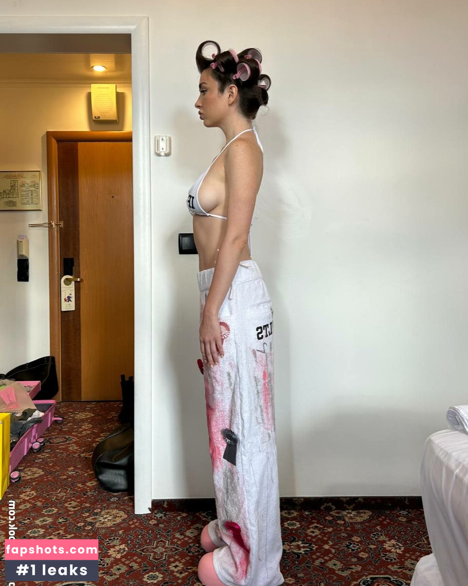 Ahrinyan gallery photo #30