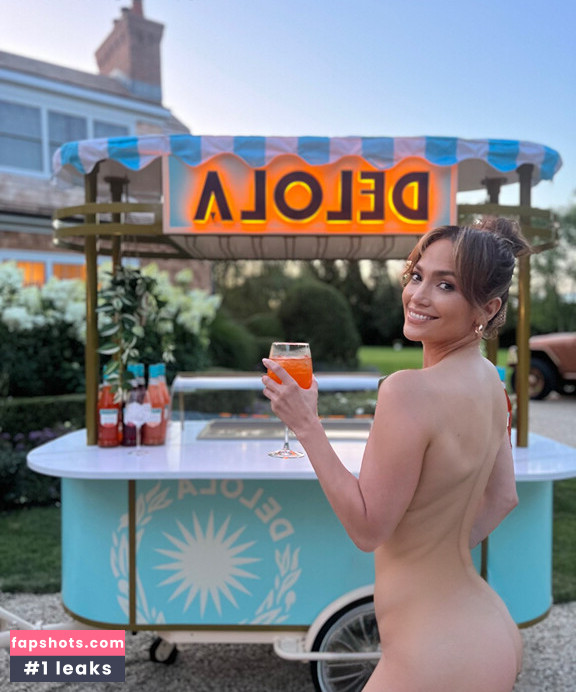 AI Generated Celebrity Nudes gallery photo #17