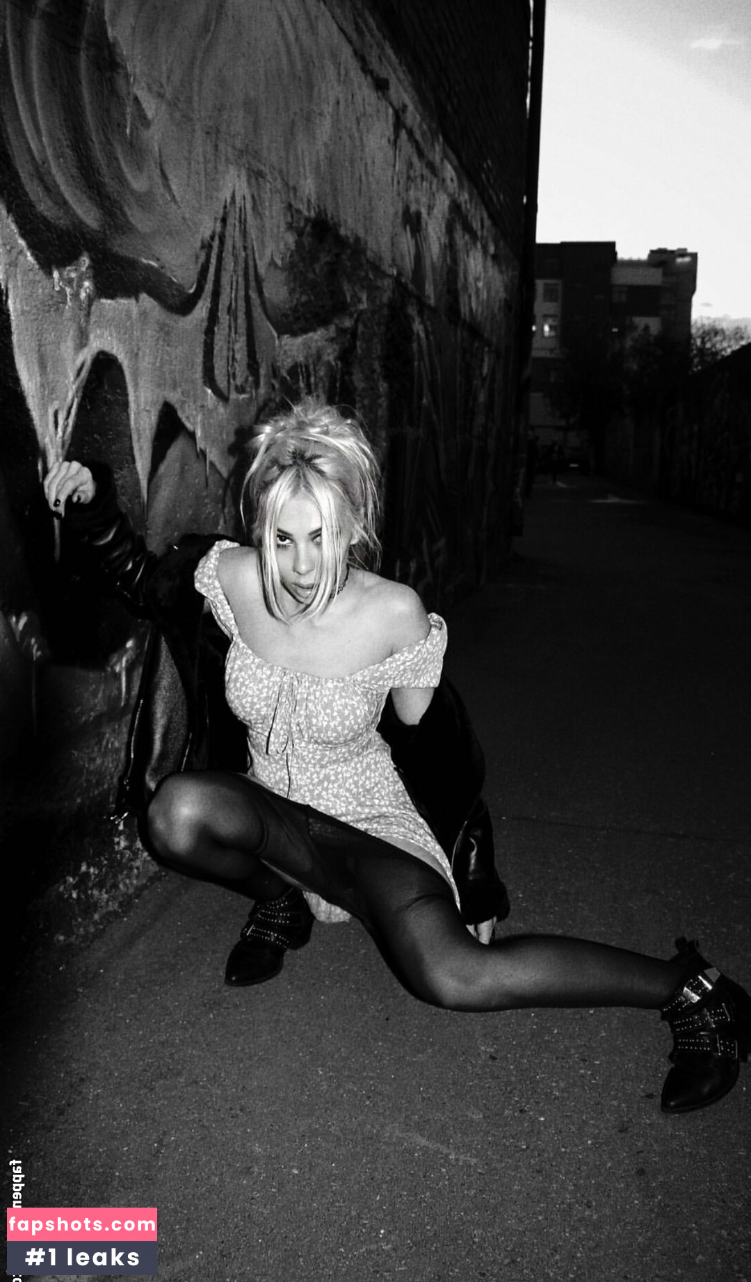 Ai Mori gallery photo #153