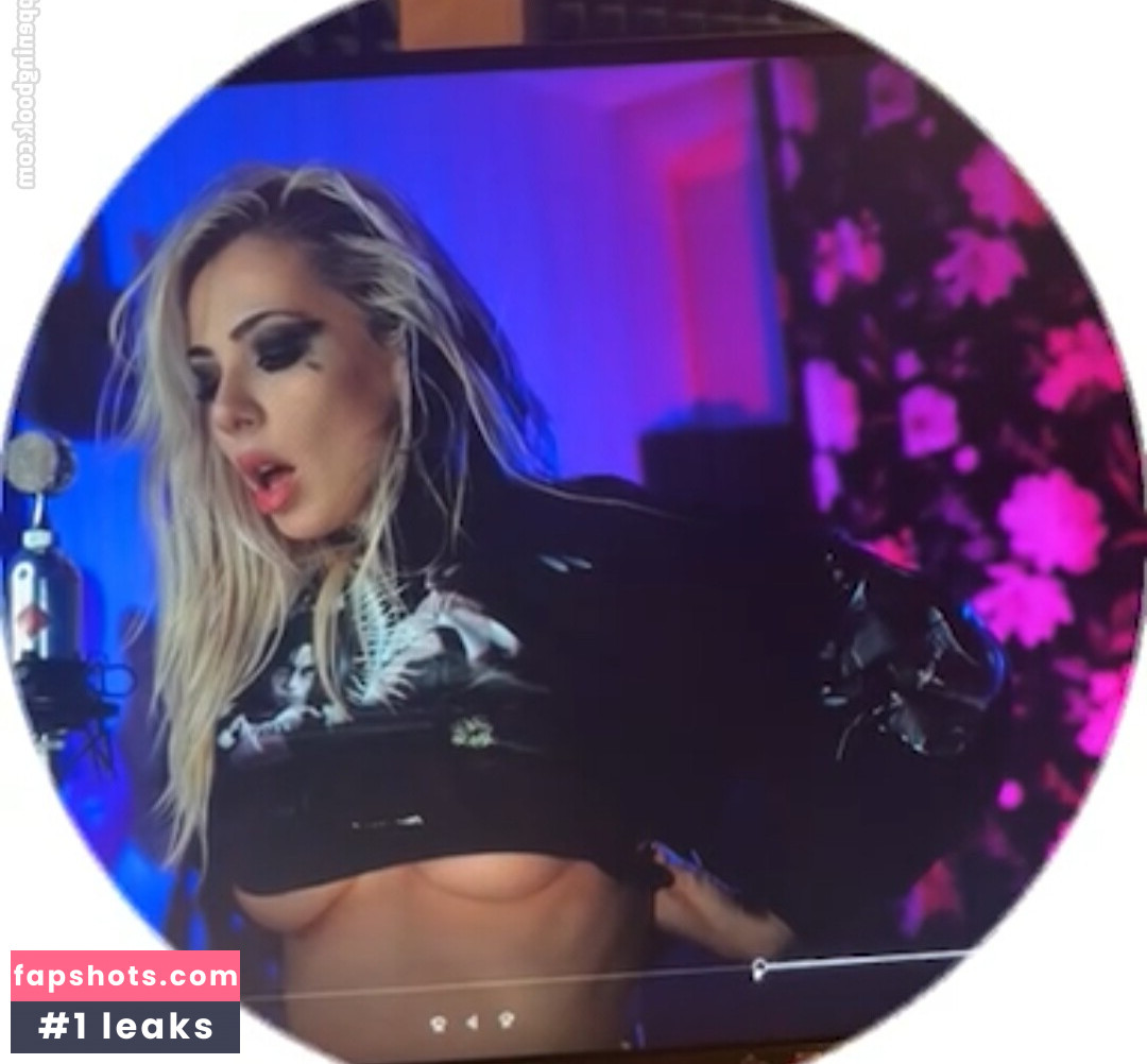 Ai Mori gallery photo #169