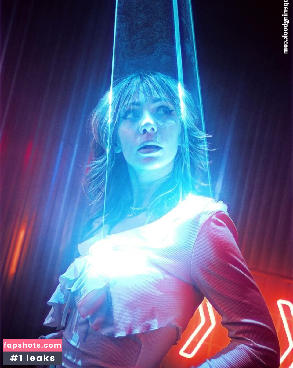 Ai Mori gallery photo #18