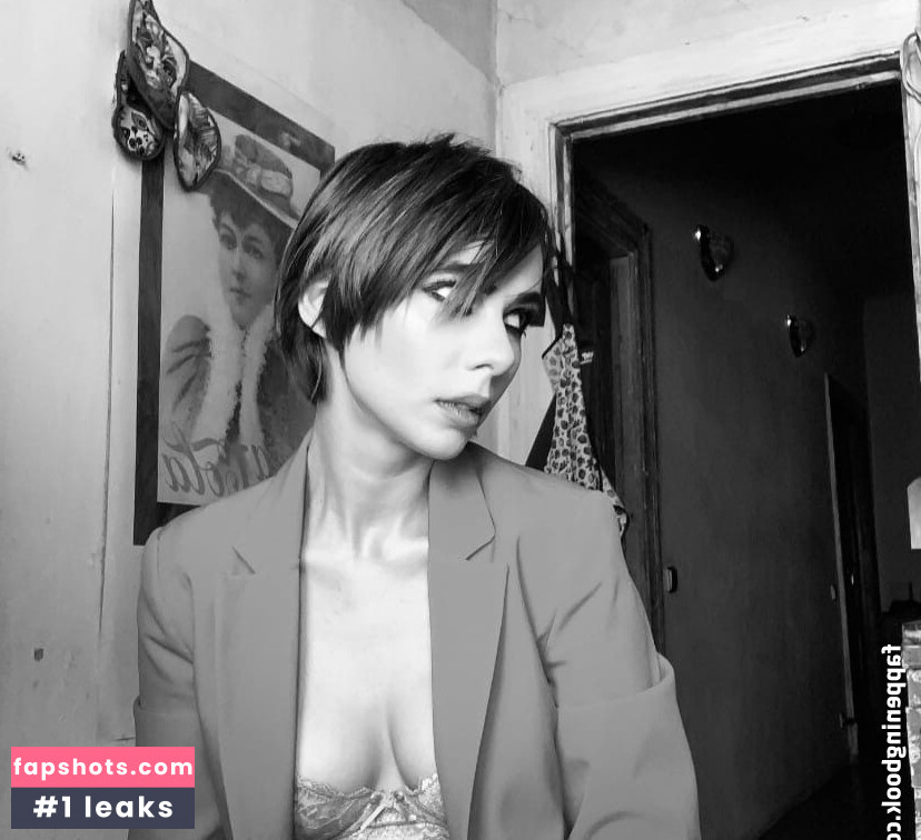 Ai Mori gallery photo #184