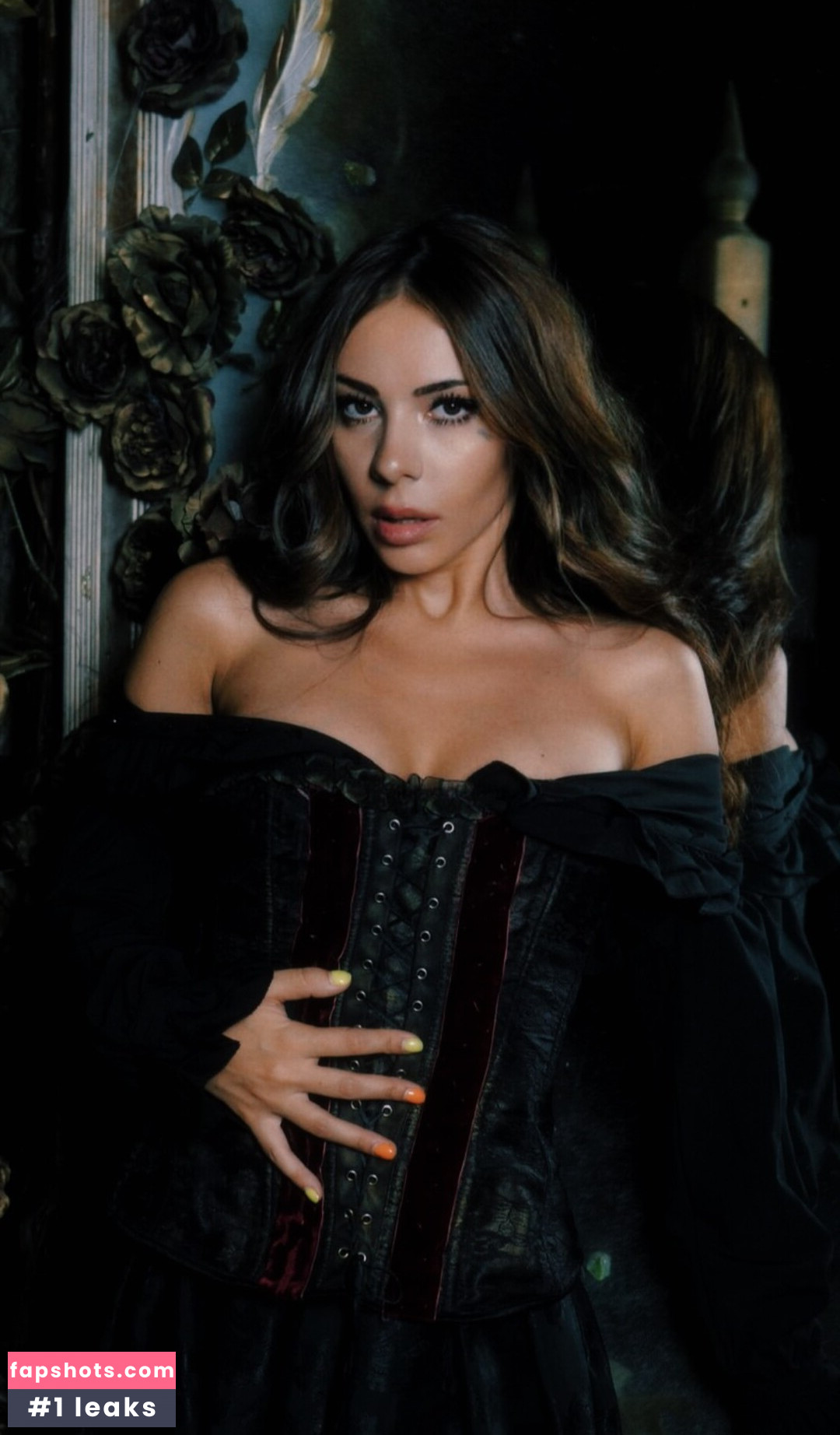 Ai Mori gallery photo #42