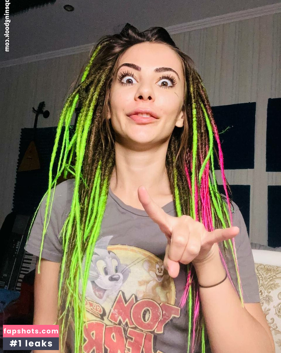 Ai Mori gallery photo #81