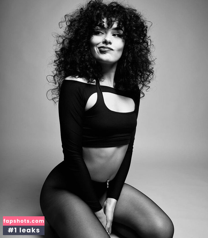 Aida Blanco gallery photo #49